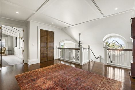 Photo of property in 21 Stanley Point Road, Stanley Point, Auckland, 0624