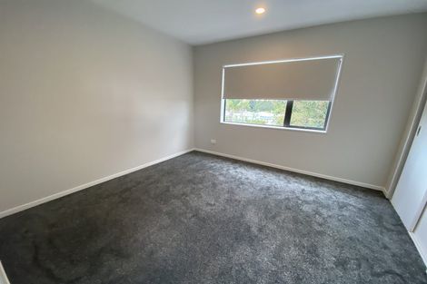 Photo of property in 3f Westall Road, New Lynn, Auckland, 0600