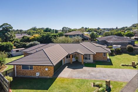 Photo of property in 4 Adam Lile Drive, Highlands Park, New Plymouth, 4312
