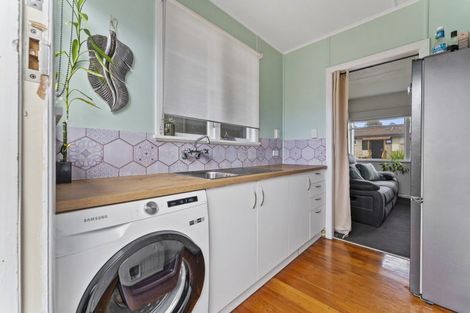 Photo of property in 17 Centennial Road, Tahunanui, Nelson, 7011