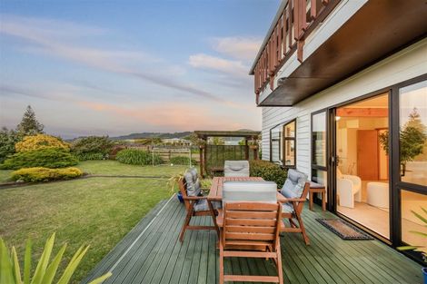 Photo of property in 1 Porter Place, Paekakariki, 5034