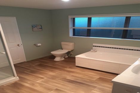 Photo of property in 6 Jerez Place, Hei Hei, Christchurch, 8042