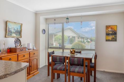 Photo of property in Trackside Villas, 4/91 Mako Mako Road, Levin, 5510