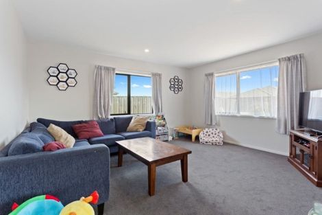 Photo of property in 16 Lydiard Drive, Rolleston, 7615