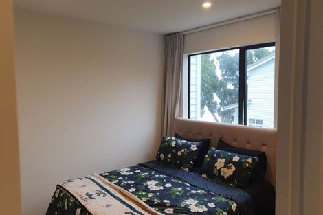 Photo of property in 8d Roys Road, Weymouth, Auckland, 2103