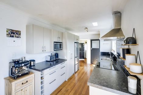 Photo of property in 8 Morgan Avenue, Marewa, Napier, 4110