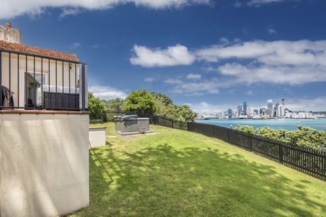 Photo of property in 89 Stanley Point Road, Stanley Point, Auckland, 0624