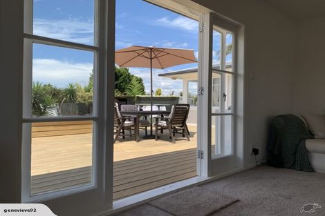 Photo of property in 50a Megan Avenue, Pakuranga Heights, Auckland, 2010