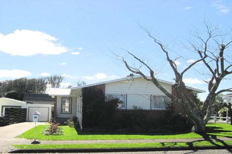 Photo of property in 15 Marlborough Street, Levin, 5510