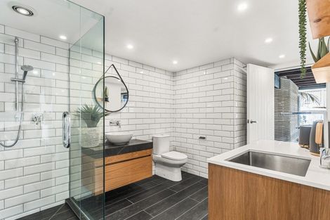 Photo of property in 10 Patons Road, Howick, Auckland, 2014