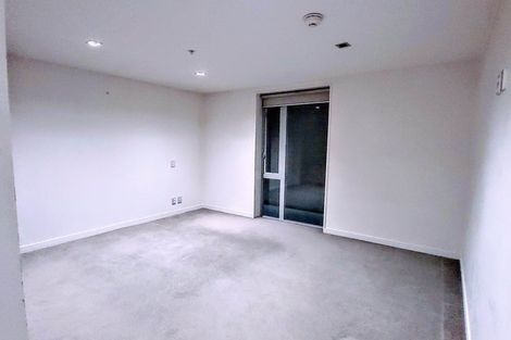Photo of property in Piermont Apartments, 4i/82 Cable Street, Te Aro, Wellington, 6011