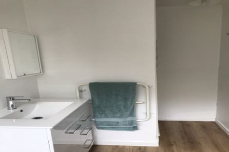 Photo of property in 4 Chancellor Way, Crofton Downs, Wellington, 6035