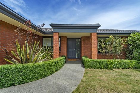 Photo of property in 5 Pollock Place, Rolleston, 7614