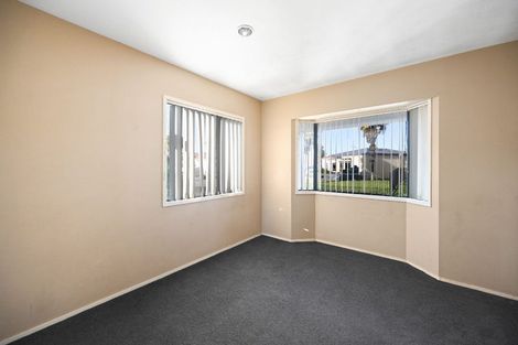 Photo of property in 14 Sudbury Court, Rototuna North, Hamilton, 3210