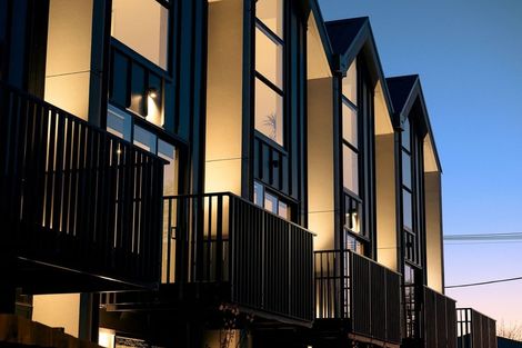 Photo of property in 2/5 Ward Street, Addington, Christchurch, 8024