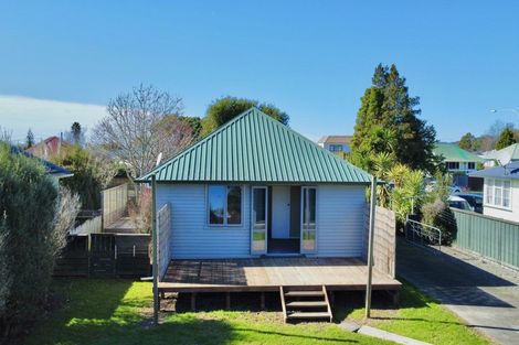 Photo of property in 11 Matai Street, Edgecumbe, 3120