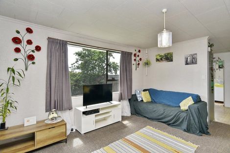 Photo of property in 2/90 Bayswater Crescent, Bromley, Christchurch, 8062