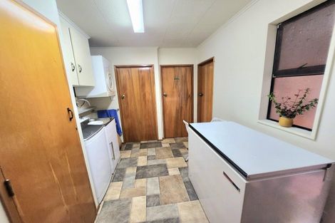 Photo of property in 16 Coronation Street, Moeraki, Palmerston, 9482