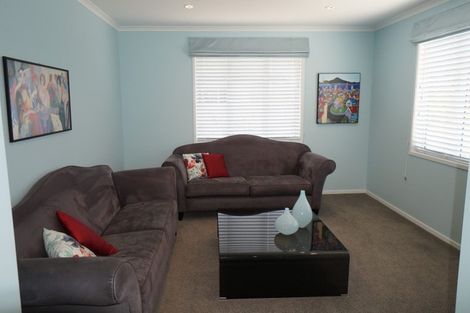 Photo of property in 9 Barbados Way, One Tree Point, 0118