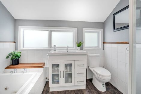 Photo of property in 25 Hatfield Heights, Hatfields Beach, Orewa, 0931