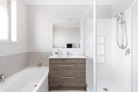 Photo of property in 7 Oka Street, Papamoa Beach, Papamoa, 3118