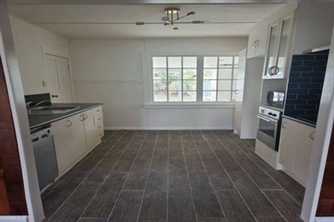 Photo of property in 7a Karaka Street, Castlecliff, Whanganui, 4501