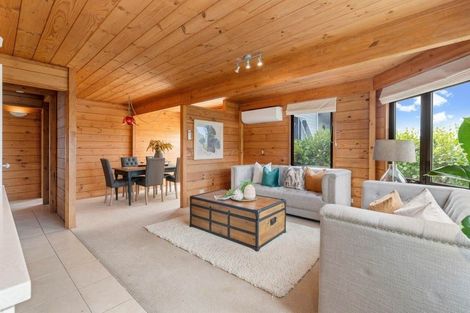 Photo of property in 2/160 Bucklands Beach Road, Bucklands Beach, Auckland, 2012