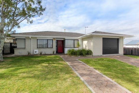 Photo of property in 4 Sandel Rise, Merrilands, New Plymouth, 4312