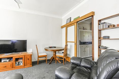 Photo of property in 2/311 King Street North, Hastings, 4122