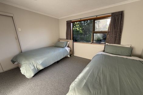 Photo of property in 16 Kuri Place, Wanaka, 9305