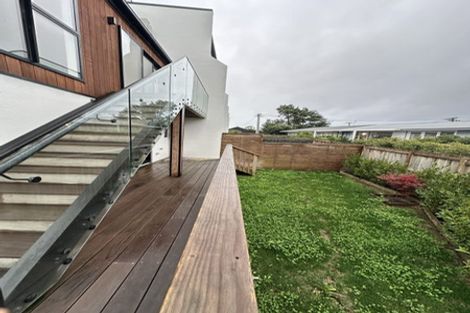 Photo of property in 1 Colenso Place, Otaki Beach, Otaki, 5512