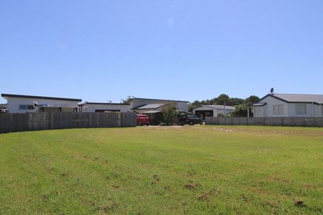 Photo of property in 119 Kelly Jade Avenue, Matarangi, Whitianga, 3592