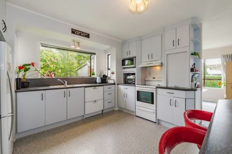 Photo of property in 8a Makora Road, Otaihanga, Paraparaumu, 5036