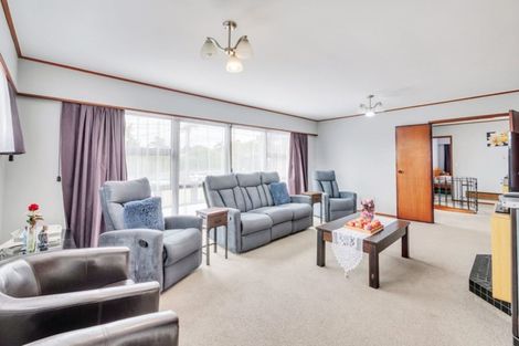 Photo of property in 298 Royal Road, Massey, Auckland, 0614