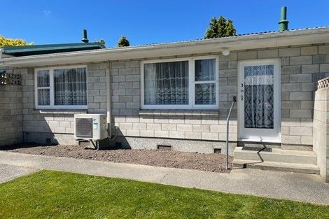 Photo of property in 1-6/74 Hokonui Drive, Gore, 9710