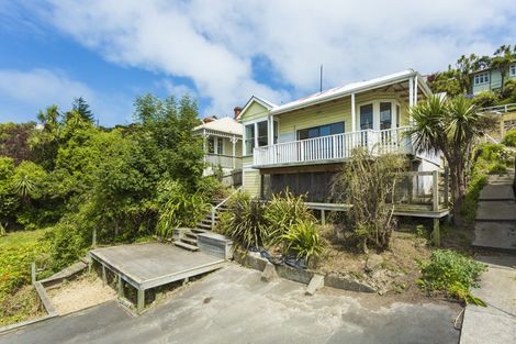 Photo of property in 39 Easther Crescent, Kew, Dunedin, 9012