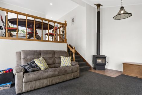 Photo of property in 32 Sherwood Street, Bellevue, Tauranga, 3110