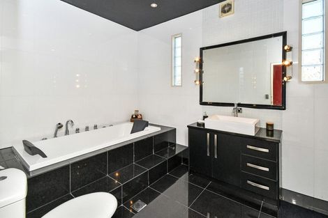 Photo of property in 9 Elias Court, The Gardens, Auckland, 2105