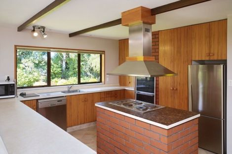 Photo of property in 2 Woodfield Place, Woodend, 7610