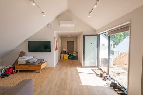 Photo of property in 241 Castle Street, Dunedin Central, Dunedin, 9016