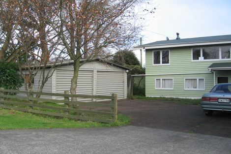 Photo of property in 4 Waicola Drive, Fitzherbert, Palmerston North, 4471