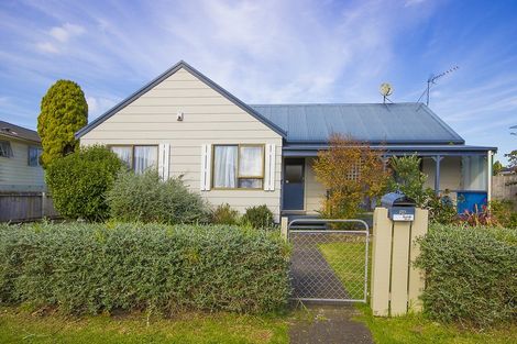 Photo of property in 25 Balloch Street, Randwick Park, Auckland, 2105