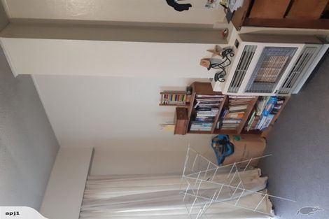 Photo of property in 25a Woodvale Grove, Fairfield, Lower Hutt, 5011