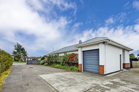 Photo of property in 787 Queens Drive, Waikiwi, Invercargill, 9810