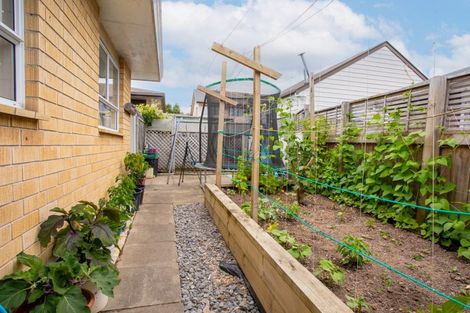 Photo of property in 22 Golf Road, Tahunanui, Nelson, 7011