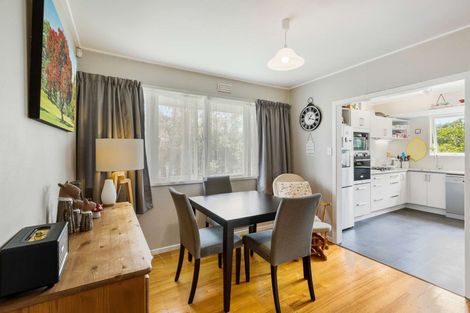 Photo of property in 22 Huia Street, Waiuku, 2123