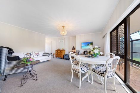 Photo of property in 1/16 Bellfield Road, Opaheke, Papakura, 2113