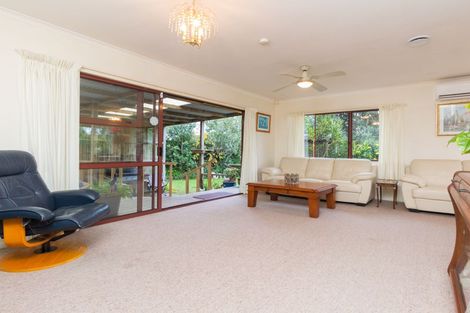 Photo of property in 41a Springs Road, Parakai, 0830