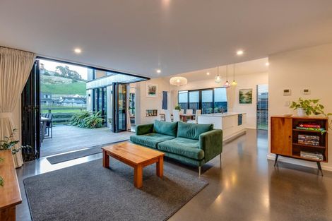 Photo of property in 4 Steve Askin Drive, Cracroft, Christchurch, 8022
