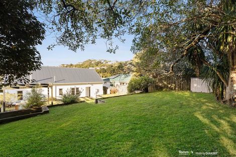 Photo of property in 6 Hathaway Avenue, Karori, Wellington, 6012
